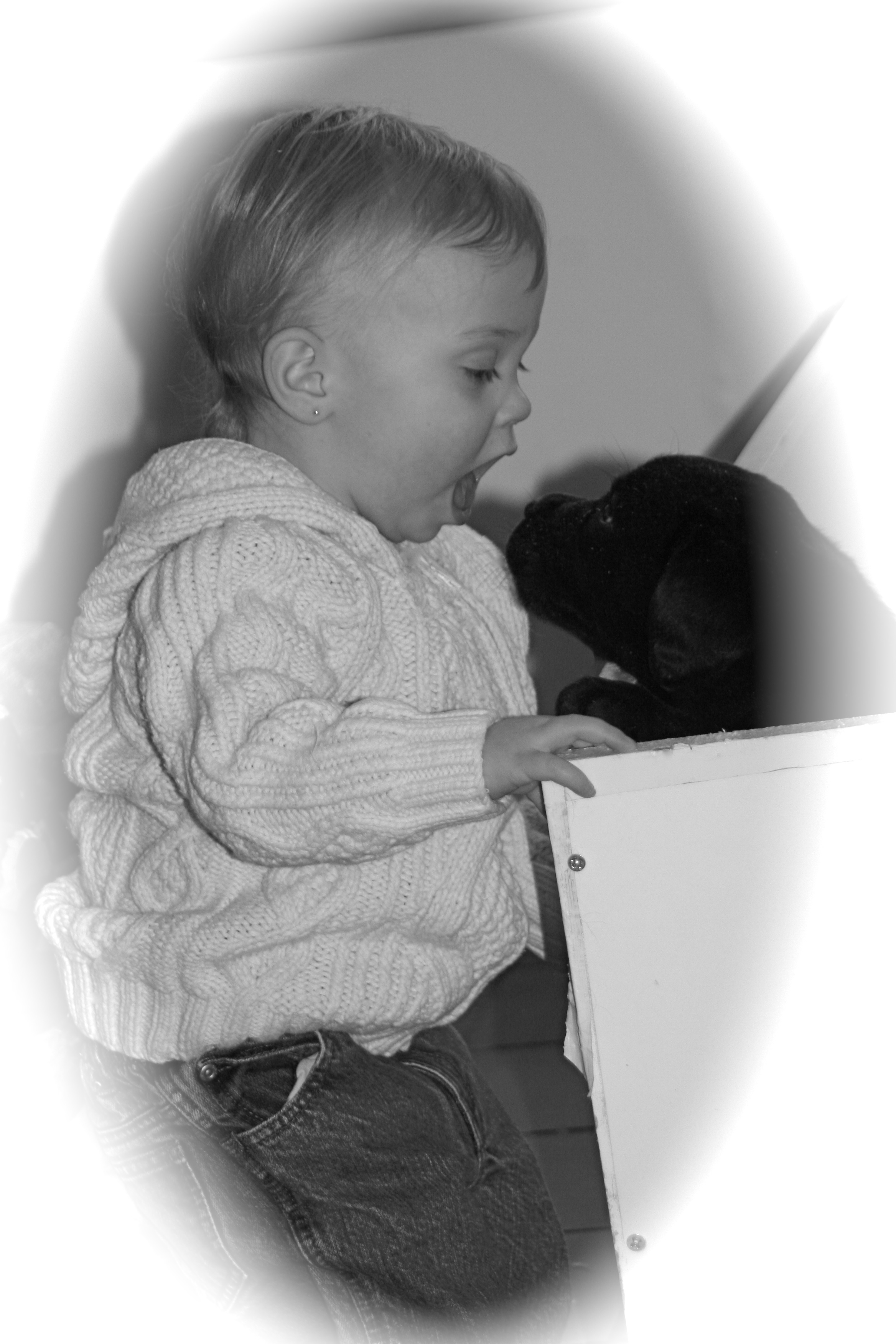 picturegallery15468.tmp/EVEBAILEYBYBOX.JPG